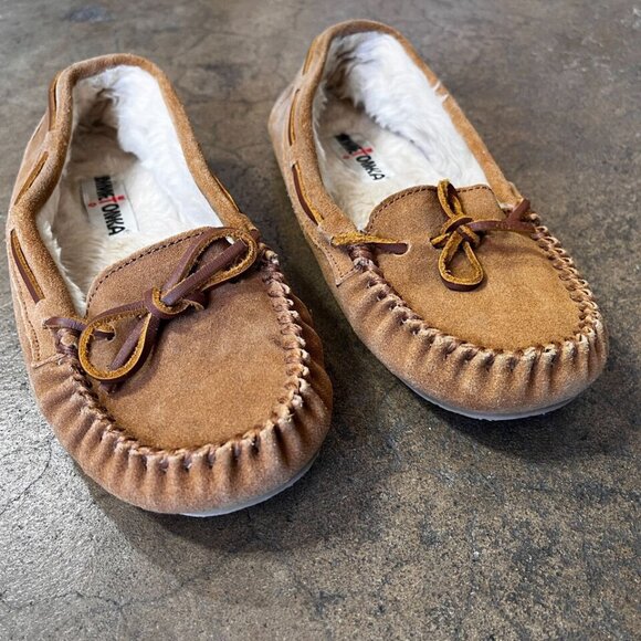 Minnetonka Womens 6 Moccasins Cinnamon Suede Faux Fur Lined 4036 Cally - Picture 2 of 6